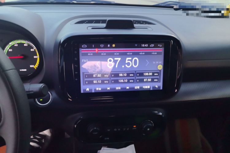 Used Roewe Clever 2021 302 km New Four-Seater Super-Efficient Version