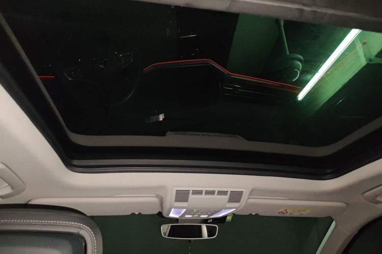 Used Volkswagen Touareg 2020 2.0 TSI RuiShang Edition China VI Standard Headliner