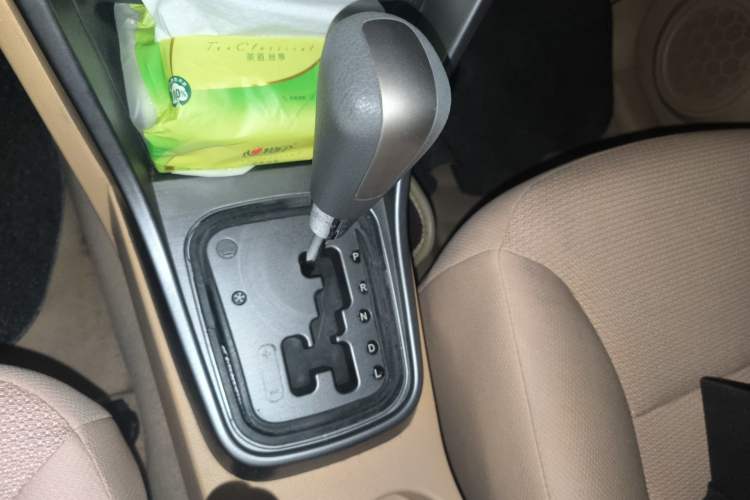 Used Chery Tiggo 2012 Elite Edition 1.6L CVT Comfort DVVT Model Gear Lever