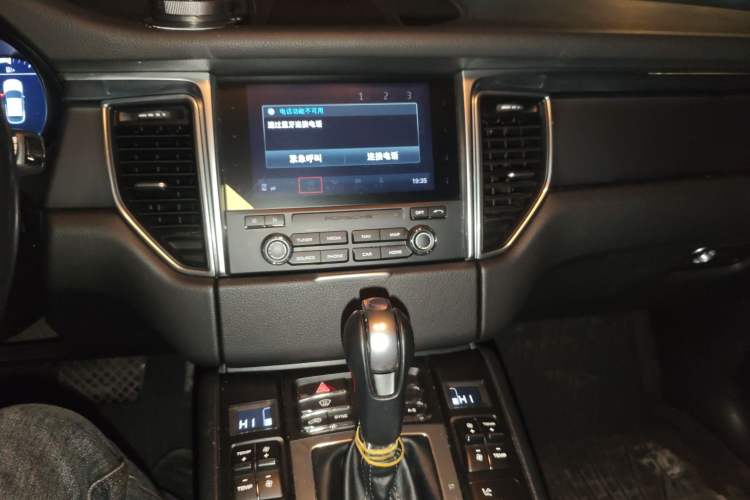 Used Porsche Macan 2017 Macan 2.0T Audio And AC Panel