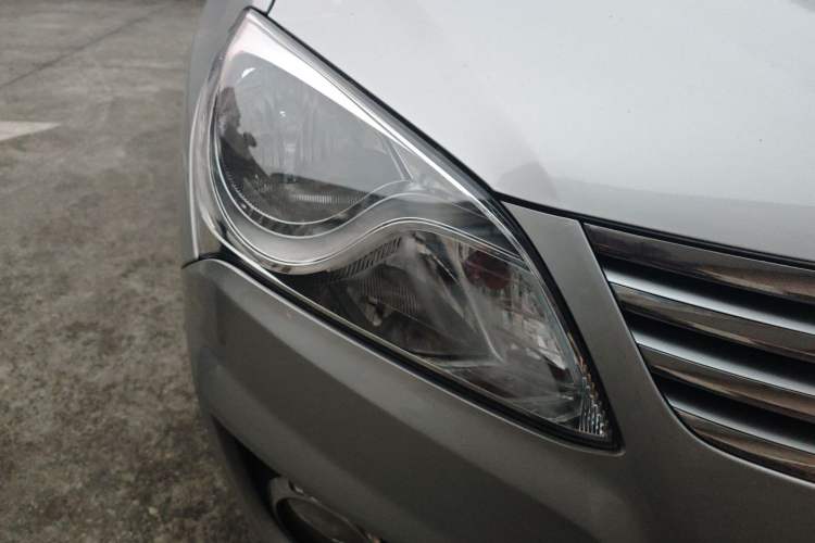 Used Hyundai Celesta 2011 1.6L Manual Comfort Edition
