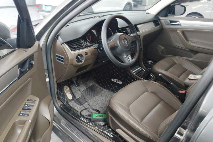 Used Volkswagen Bora 2014 1.6L Manual Comfort Model