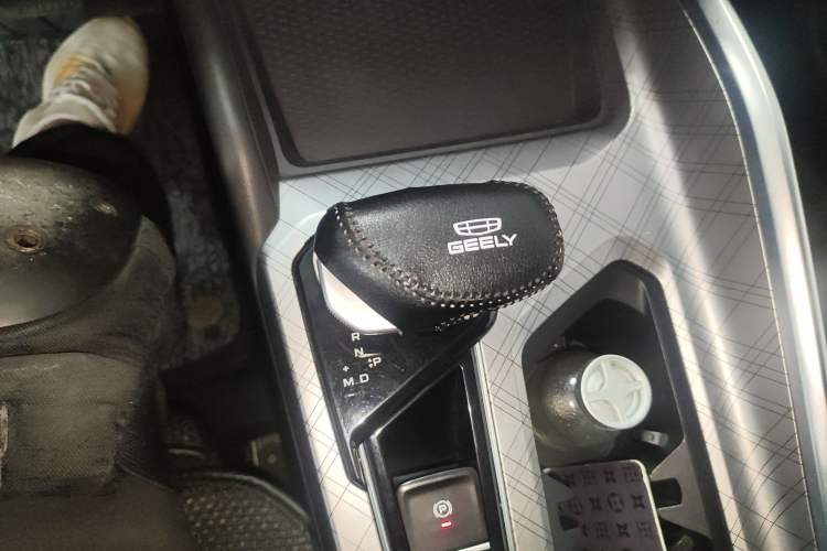 Used Geely Auto Preface 2021 2.0TD Luxury Version Gear Lever