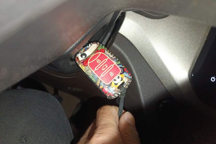 Used Wuling Hongguang 2019 1.5L S Comfort Edition China VI LAR Vehicle Key