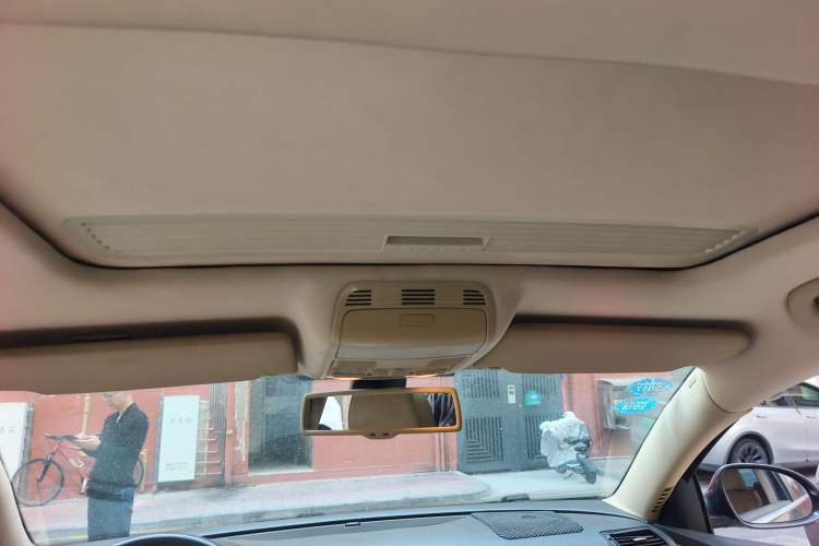 Used Volkswagen Magotan 2007 1.8 TSI Automatic Comfort Model Headliner