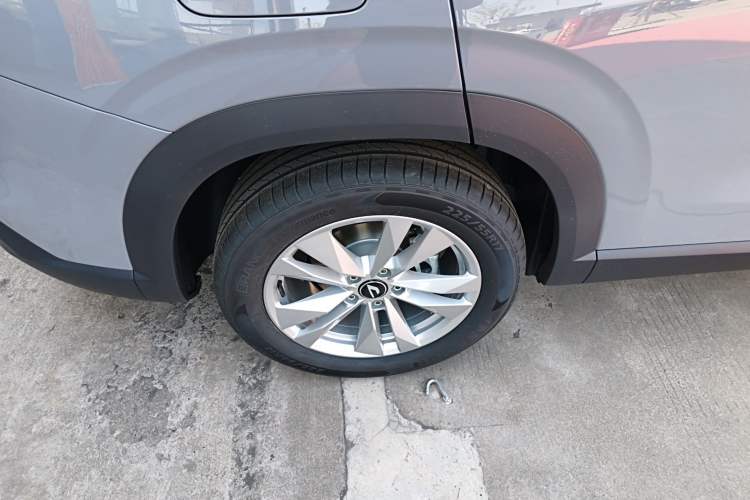 Used Jetta VS8 2026 Model 280TSI Automatic All-Round Edition Right Rear Wheel Hub