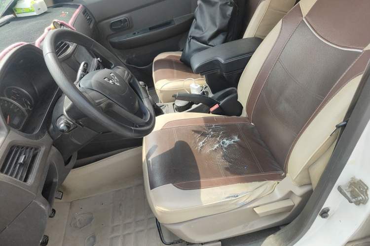 Used Wuling Hongguang 2015 1.5L S Base Model China IV Left Front Seat