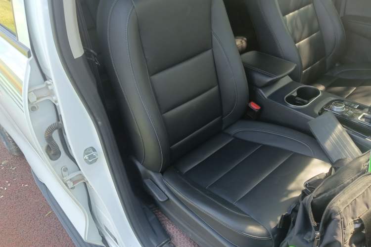 Used Great Wall Poer 2021 2.0T Commercial Version Automatic Diesel 4x4 Elite Long-Box GW4D20M