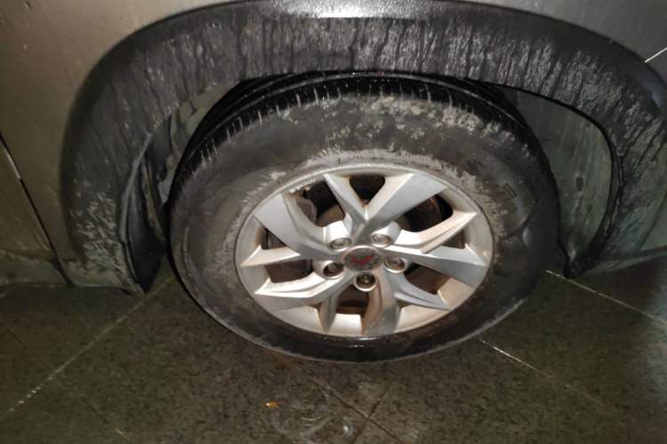 Used Wuling Hongguang S3 2018 1.5L Manual Luxury Model China V Standard
