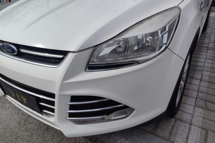 Used Ford Kuga 2013 1.6L GTDi Two-Wheel-Drive Trend Model