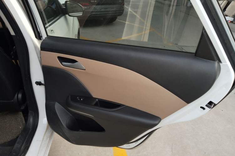 Used Chevrolet Monza 2022 320 Automatic Enjoyment Sunroof Version