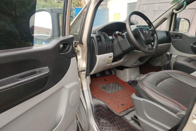 Used FORTHING Lingzhi 2018 M3 1.6L 7-Seater Comfort Model