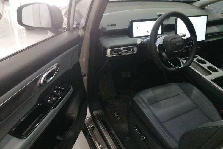 Used AION Y 2024 Younger Star Edition
