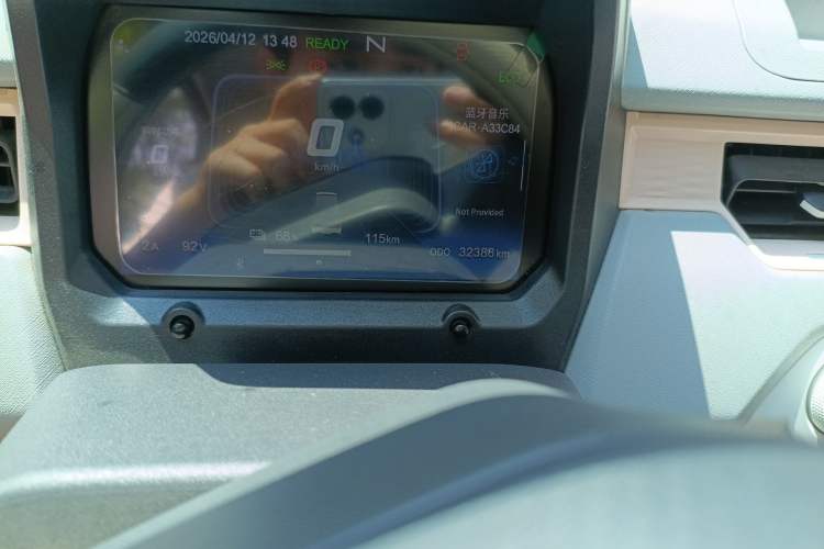 Used Chery QQ Ice Cream 2022 170km Sundae Phosphate Lithium-Ion Odometer Close Up