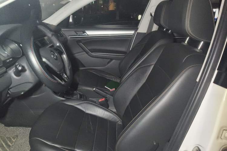 Used Volkswagen Bora 2016 1.6L Automatic Comfort Model Left Front Seat