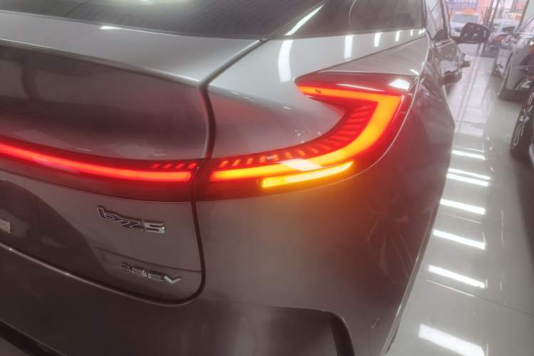 Used Toyota bZ5 2025 Model 630 MAX Smart Driving Edition
