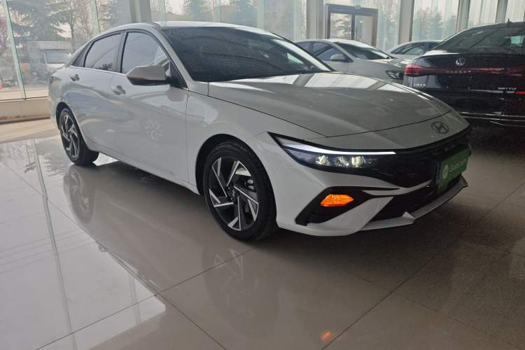 Used Hyundai Elantra 2023 1.5L CVT GLX Elite Edition Exterior 1