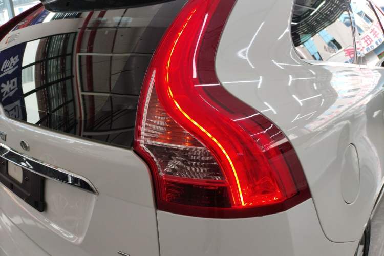 Used Volvo XC60 2015 T5 AWD Zhiyuan Edition Exterior 3