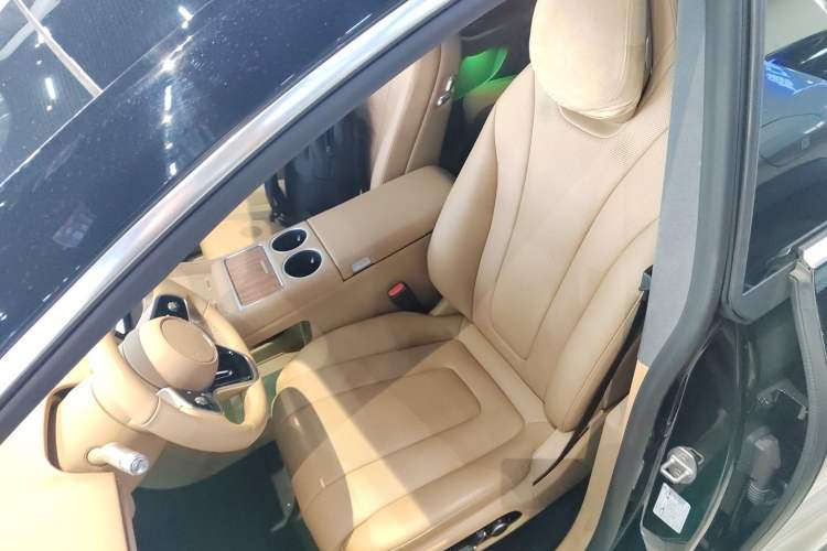 Used Hima Luxeed R7 2024 All-Electric 736 km Ultra
