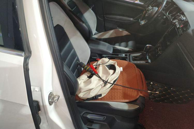 Used Volkswagen Golf 2016 1.4TSI Automatic R-Line