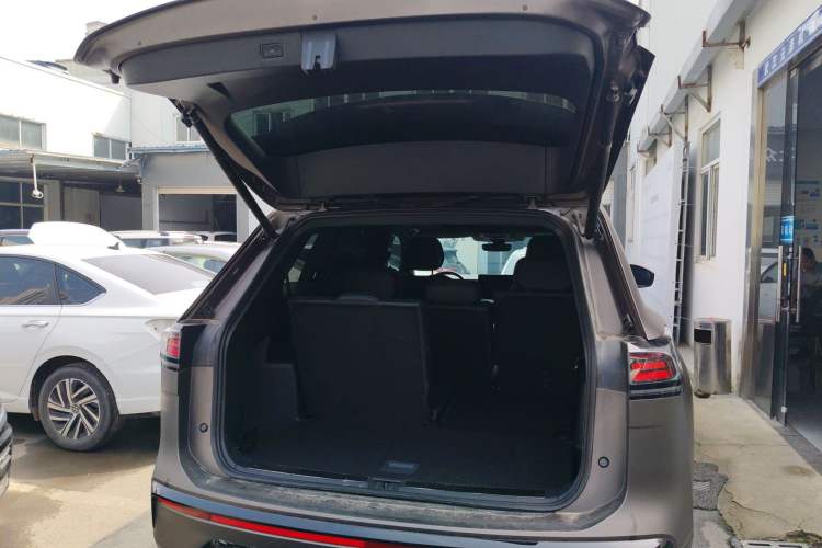 Used Volkswagen Teramont 2025 Tiguan Pro 450TSI Four-Wheel Drive Summit Edition