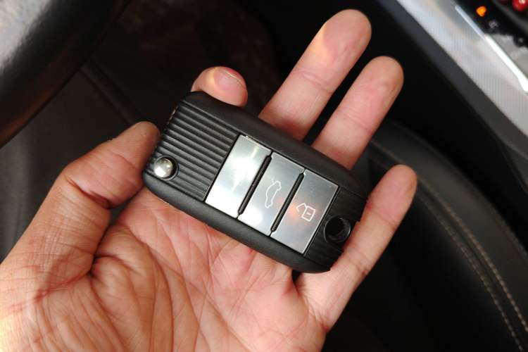 Used Roewe RX5 2018 20T Two-Wheel Drive Automatic Flagship Edition
