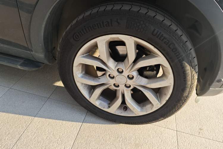 Used Land Rover Discovery Sport 2018 240 PS HSE Version
