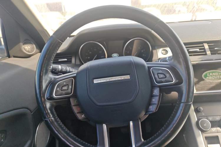 Used Land Rover Range Rover Evoque 2017 2.0T SE Smart Glow Edition