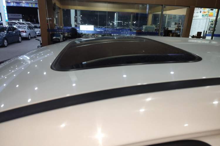 Used Hyundai ix35 2015 2.0L Automatic 2WD Comfort Edition China V Standard Roof