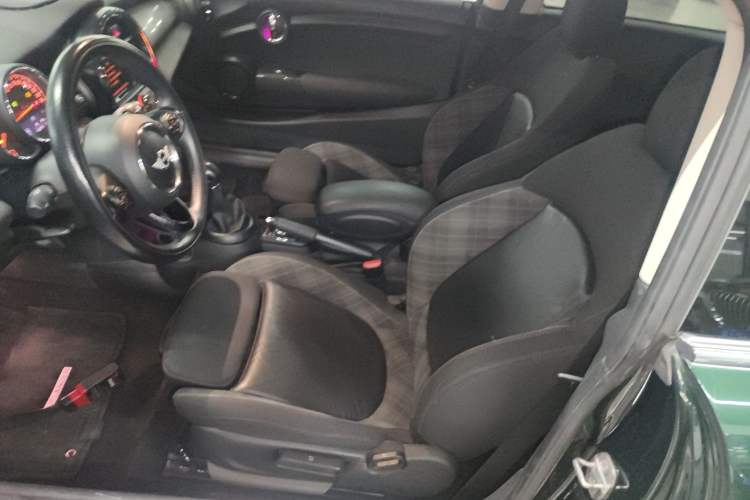 Used MINI MINI 2016 1.5T COOPER Avant-Garde