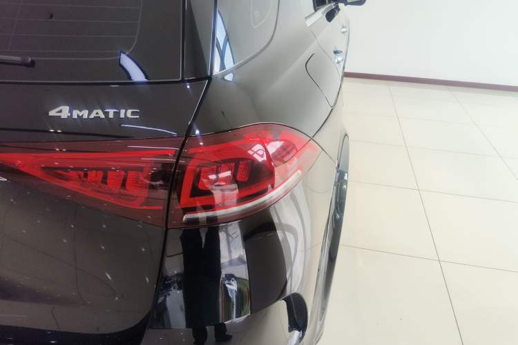 Used Mercedes-Benz GLE 2022 GLE 350 4MATIC Stylish Model
