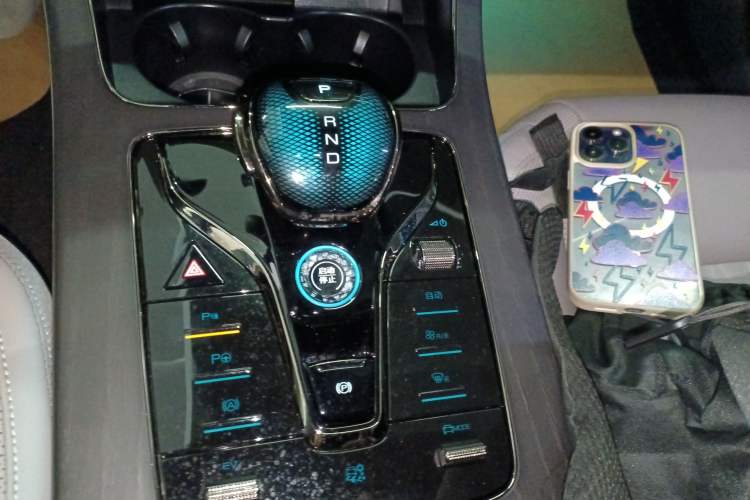 Used BYD Han 2025 DM-i Intelligent Driving Edition 125KM LiDAR Flagship Model