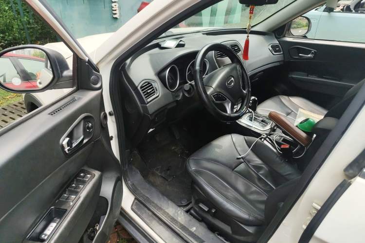 Used GAC Trumpchi GS5 2014 2.0L Automatic Two-Wheel Drive Anniversary Value Edition