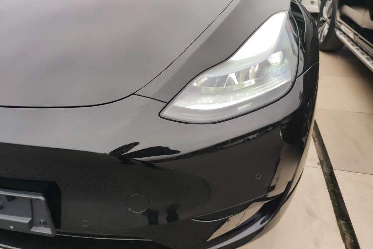 Used Tesla Model Y 2023 Rear-Wheel-Drive Version