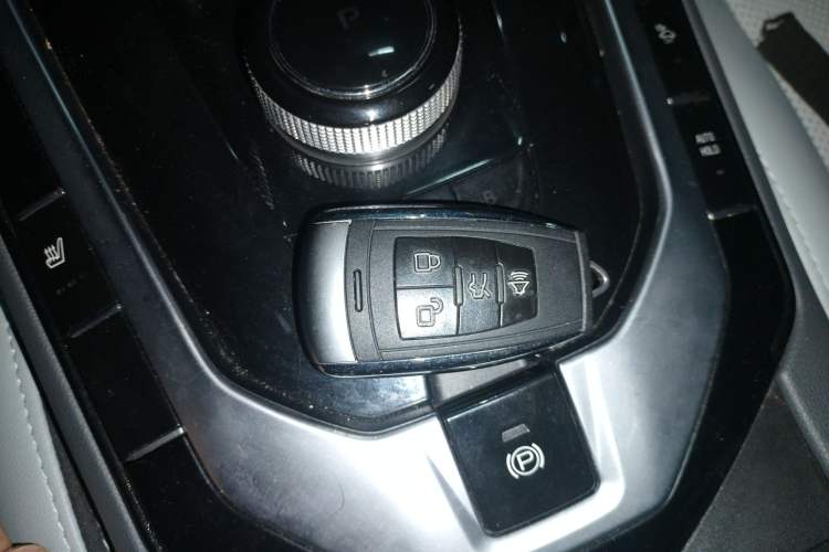 Used BAIC Beijing EU5 2018 R550 Smart Trend Edition
