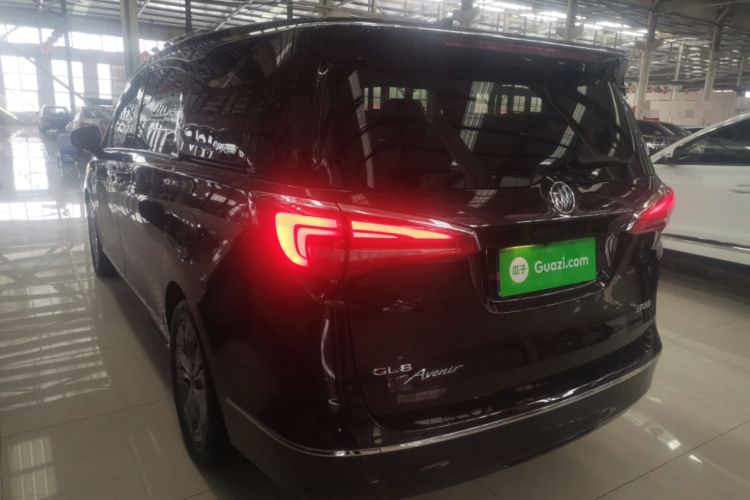 Used Buick GL8 2017 28T Avenir Avia National Emission Standard V