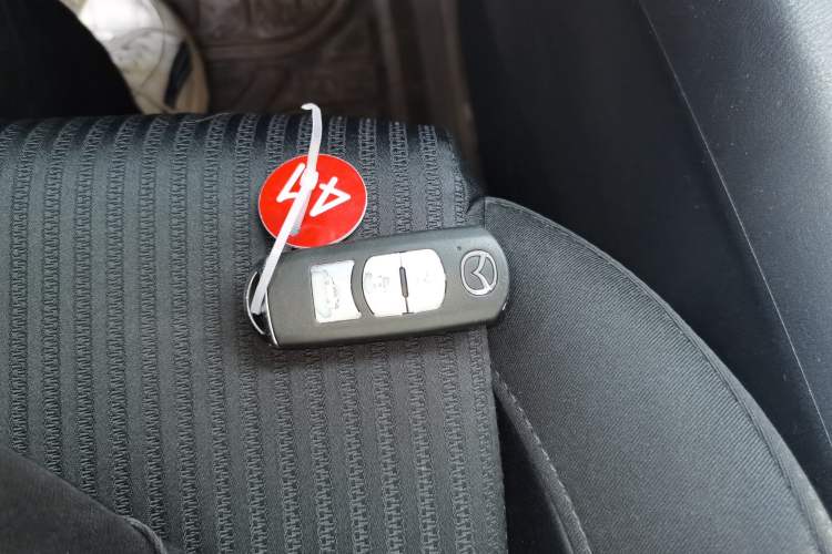 Used Mazda 3 Axela 2016 Sedan 1.5L Automatic Comfort Model Vehicle Key