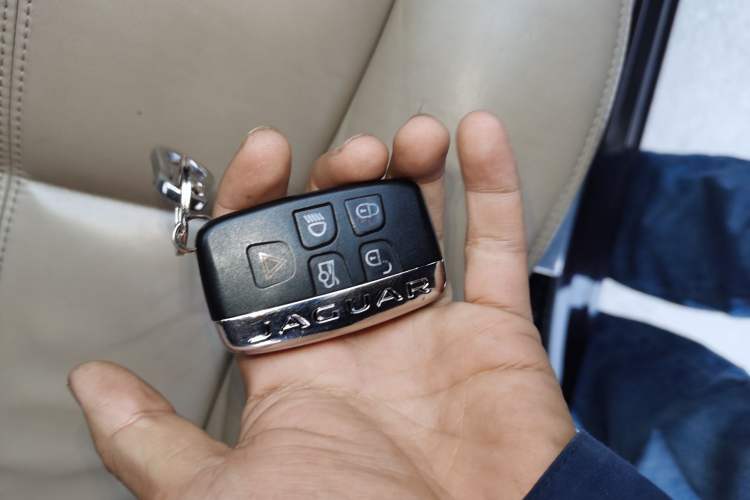 Used Jaguar XJ 2012 XJL 3.0 Panoramic Business Edition
