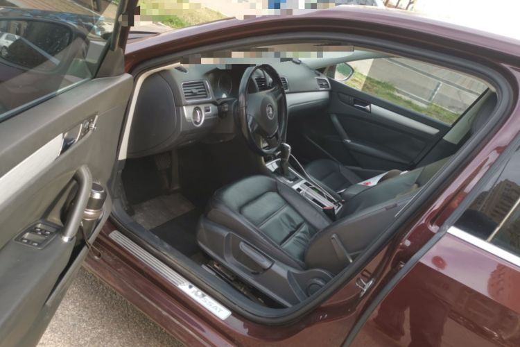 Used Volkswagen Passat 2013 1.8TSI DSG Prestige Edition Driver Seat