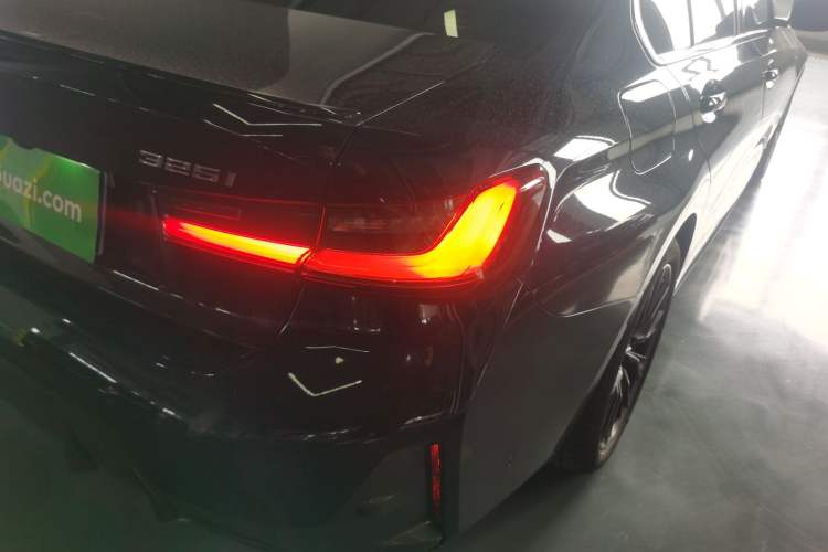 Used BMW 3 Series 2024 325i M Sport Night Edition Package Right Rear Taillight