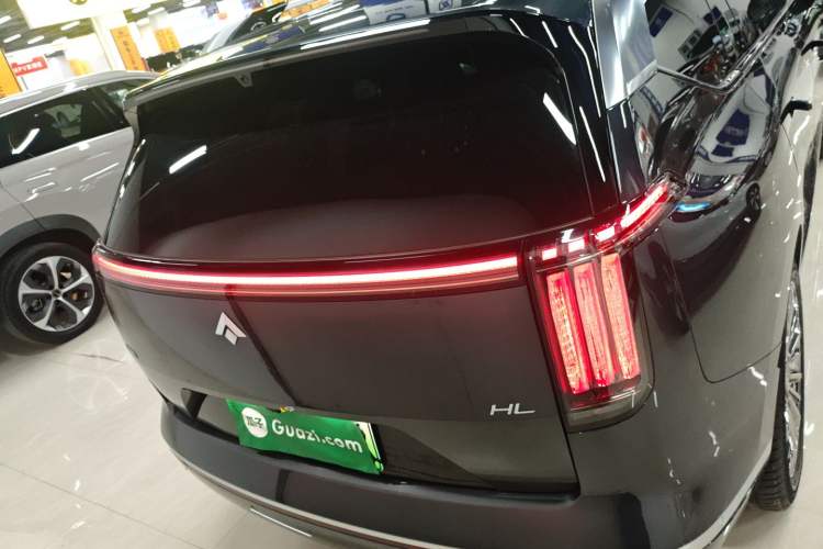 Used Hyptec HL 2025 700 Ultra Six-Seater All-Wheel-Drive LiDAR Version
