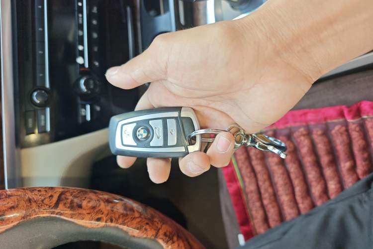 Used BMW 7 Series 2010 760Li Vehicle Key