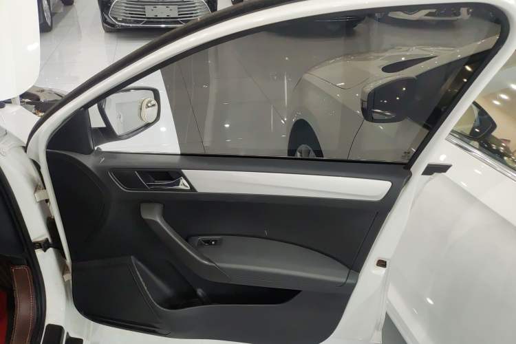 Used Skoda Rapid 2020 1.5L Automatic Comfort Edition
