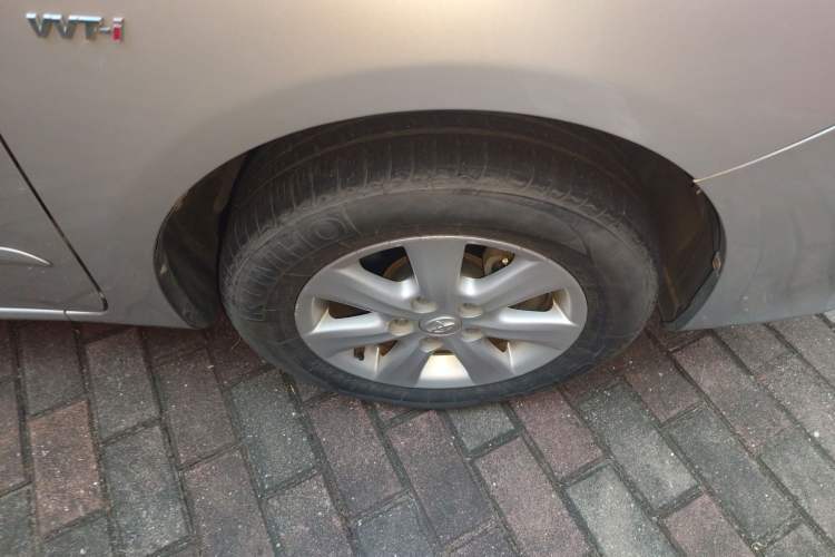 Used Toyota Corolla 2011 1.6L Automatic GL Right Front Wheel Hub