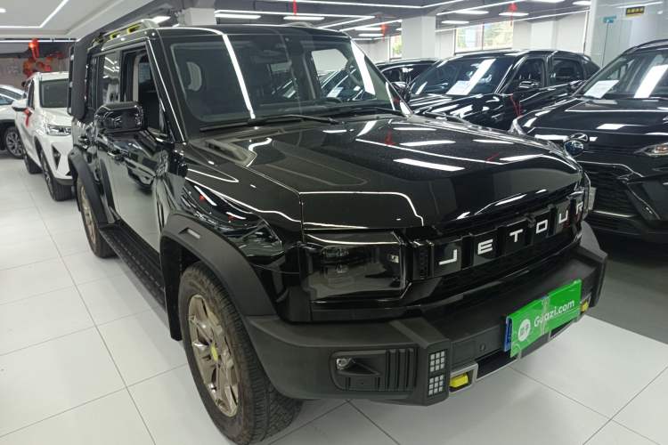 Used JETOUR Traveler 2023 2.0T Four-Wheel Drive Conqueror Front Right 45 Deg