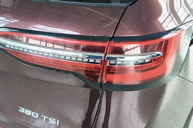 Used Volkswagen Viloran 2022 380TSI Prestige Edition