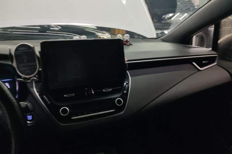 Used Toyota Levin 2019 185T CVT Luxury Edition China VI Standard
