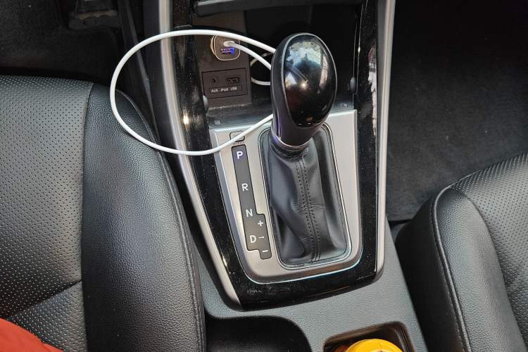 Used Hyundai Elantra (5th Generation / Langdong) 2015 1.6L Automatic Luxury Model Gear Lever