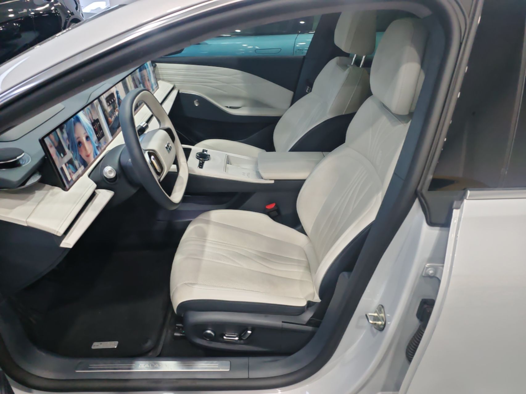 Geely Galaxy E8 2024 665 km Range Rear-Drive Starship Long-Range Version — снимка 17