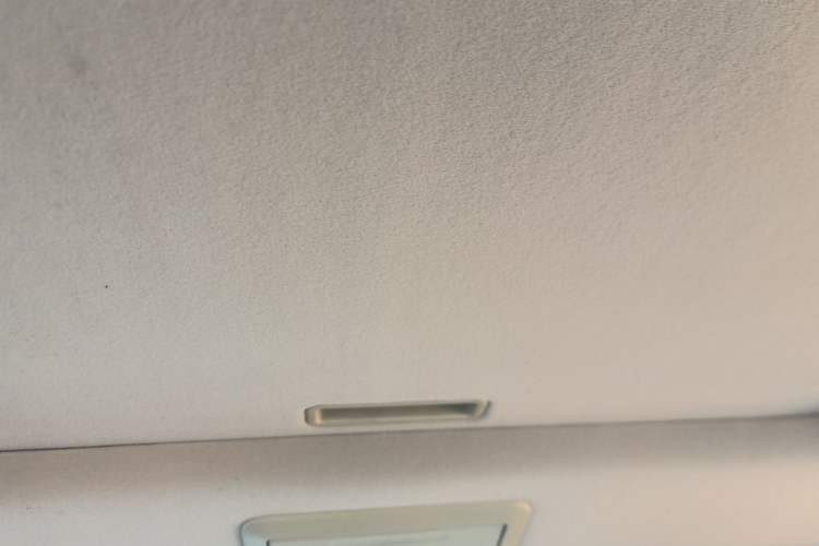 Used Chevrolet Captiva 2011 2.4 AT 5-Seater Comfort Edition
